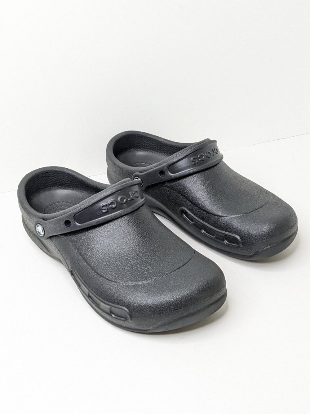Crocs Bistro Slip Resistant Service Clogs Black Men's 10